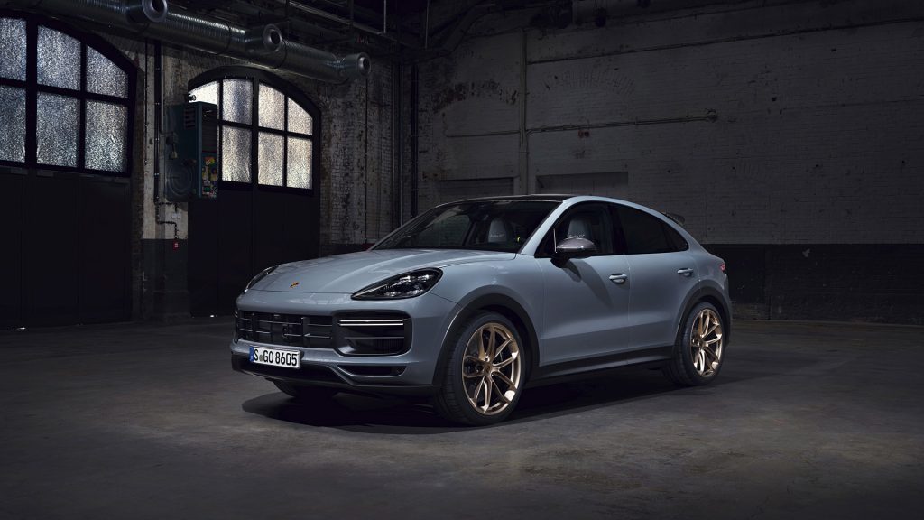 2022-Porsche-Cayenne-Turbo-GT-001-1080