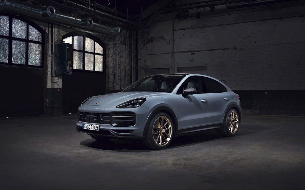 2022-Porsche-Cayenne-Turbo-GT-001-1600