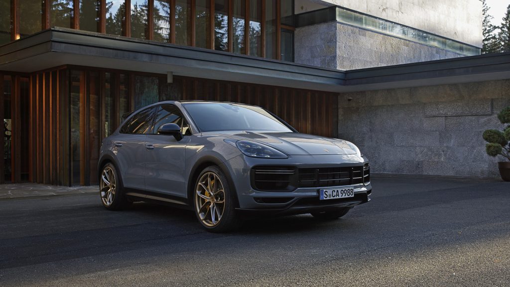 2022-Porsche-Cayenne-Turbo-GT-002-1080