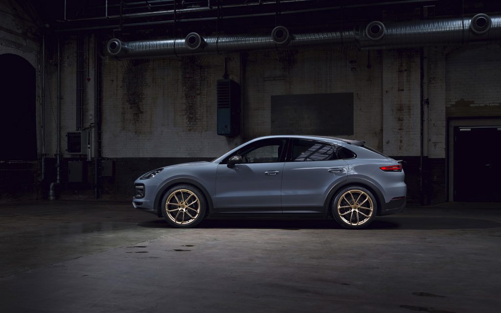 2022-Porsche-Cayenne-Turbo-GT-009-1600